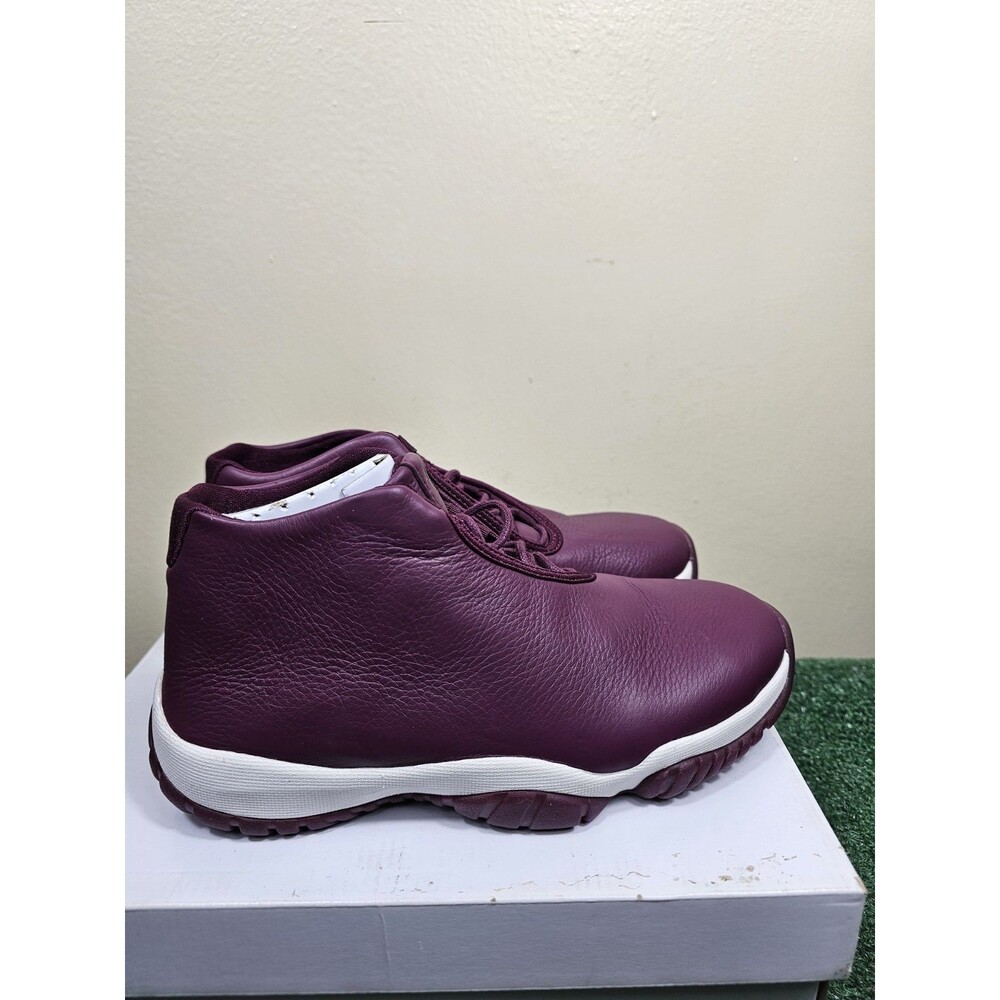 Air Jordan Jordan Future Bordeaux Phantom Women's Size 7.5 Shoes AR0726-600